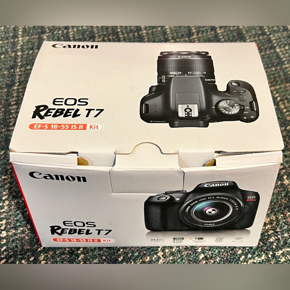 Canon EOS Rebel T7 EF-S 18-55mm IS II Kit